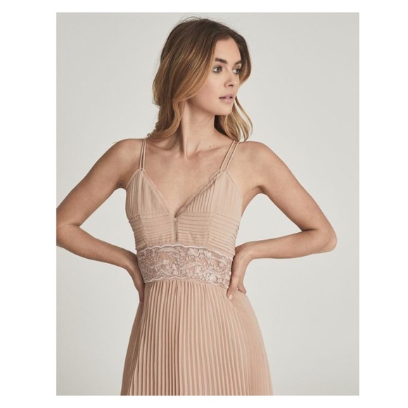 New! REISS London Emma Lace Pleated Fit & Flare Midi Dress - Picture 3 of 10